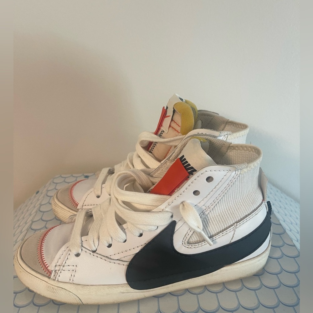 Nike jumbo blazers men’s size 9